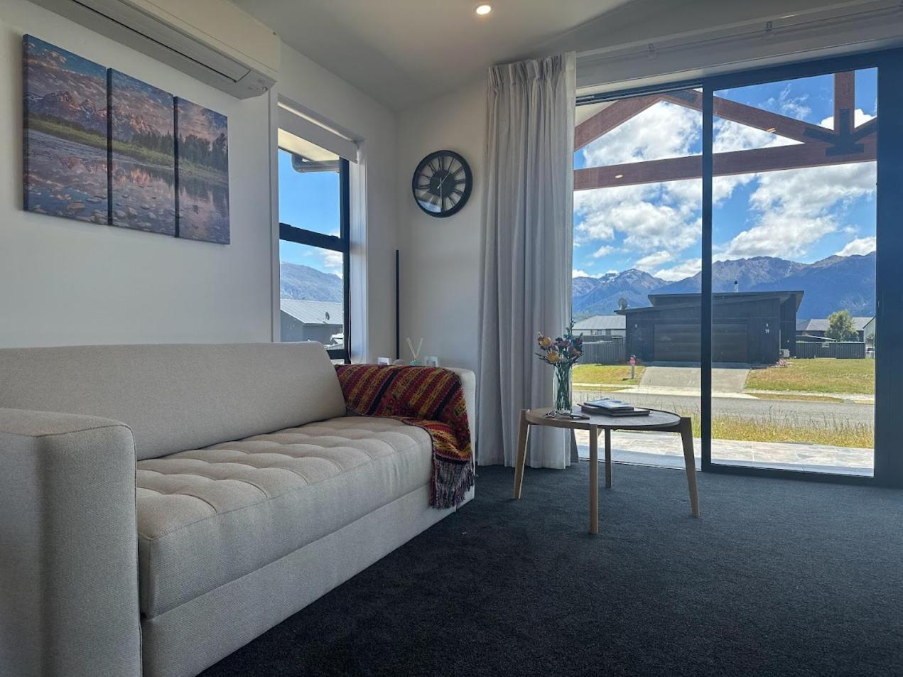 Holiday Home In Beautiful Te Anau Dış mekan fotoğraf